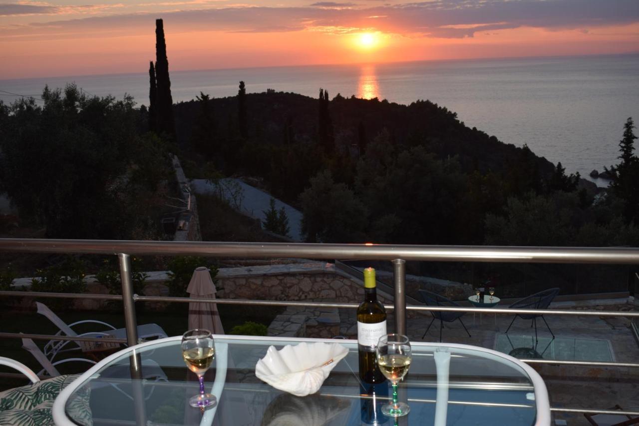 Villa Thetis With Private Pool Where The Sunsets Fade Away Áyios Nikítas Екстериор снимка