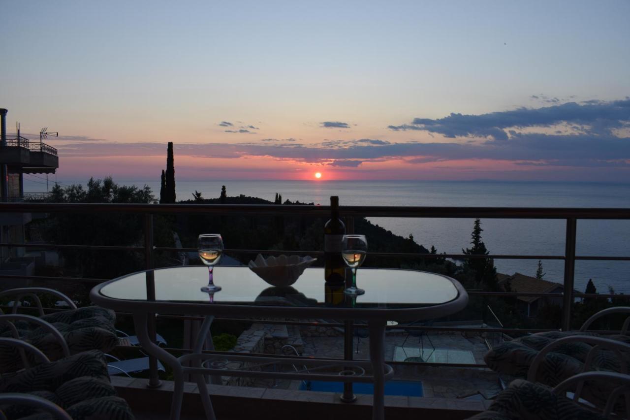 Villa Thetis With Private Pool Where The Sunsets Fade Away Áyios Nikítas Екстериор снимка